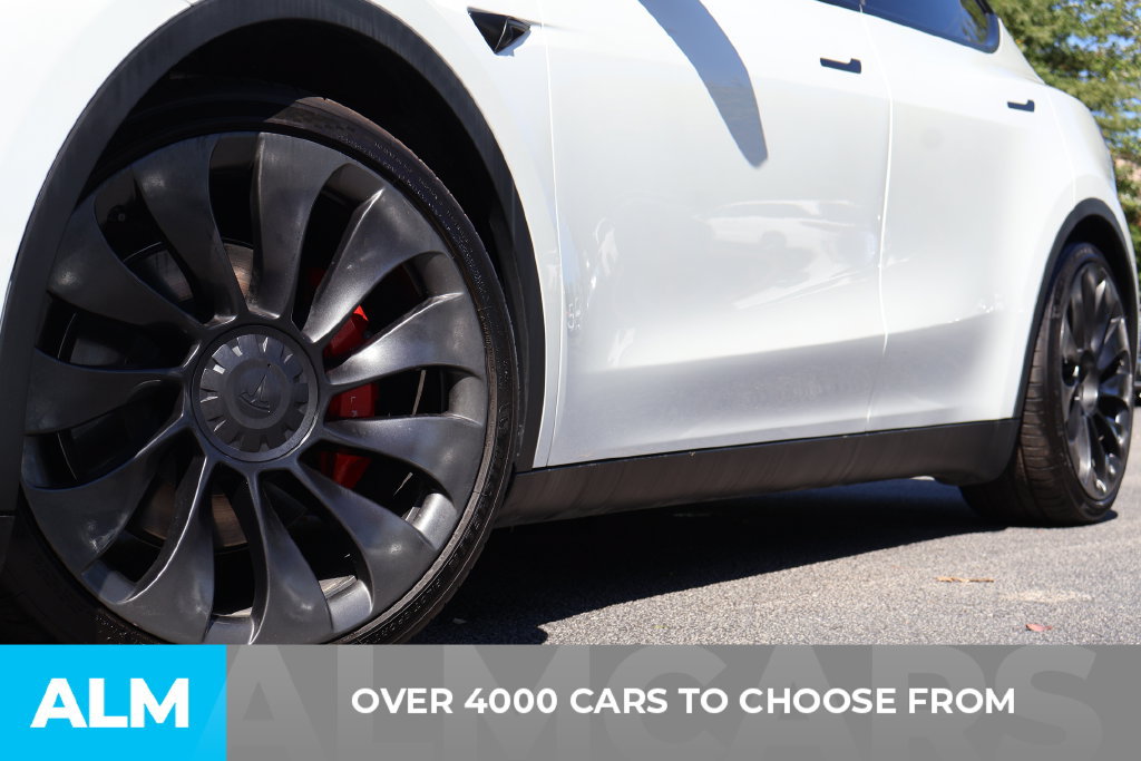 Used 2023 Tesla Model Y Performance AWD/4WD image 2