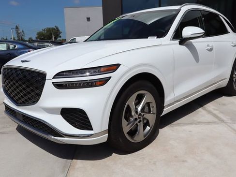 Used 2026 Genesis GV70 2.5T AWD/4WD image 8