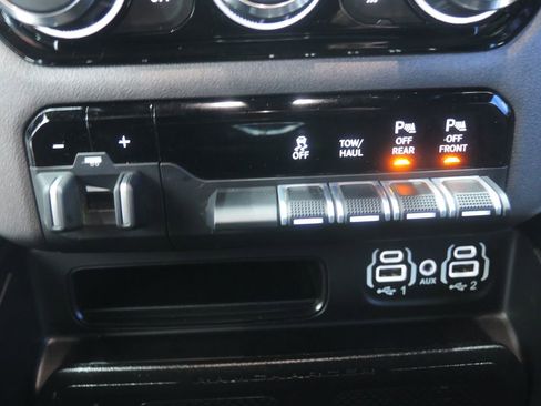 Used 2022 RAM 1500 Laramie image 20