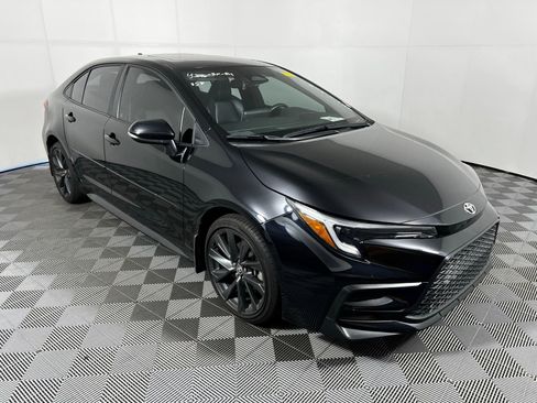 Certified 2023 Toyota Corolla XSE image 3