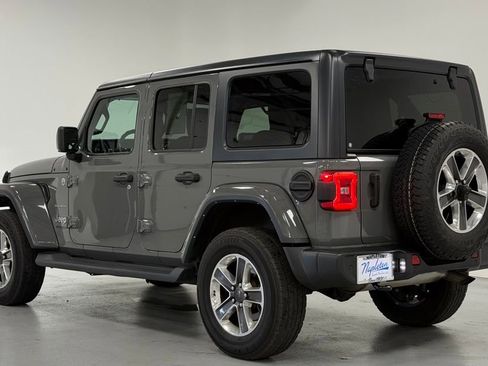 Used 2021 Jeep Wrangler Unlimited Sahara w/ Dual Top Group image 3