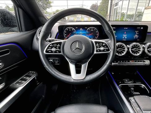 Certified 2022 Mercedes-Benz GLB 250 4MATIC image 5