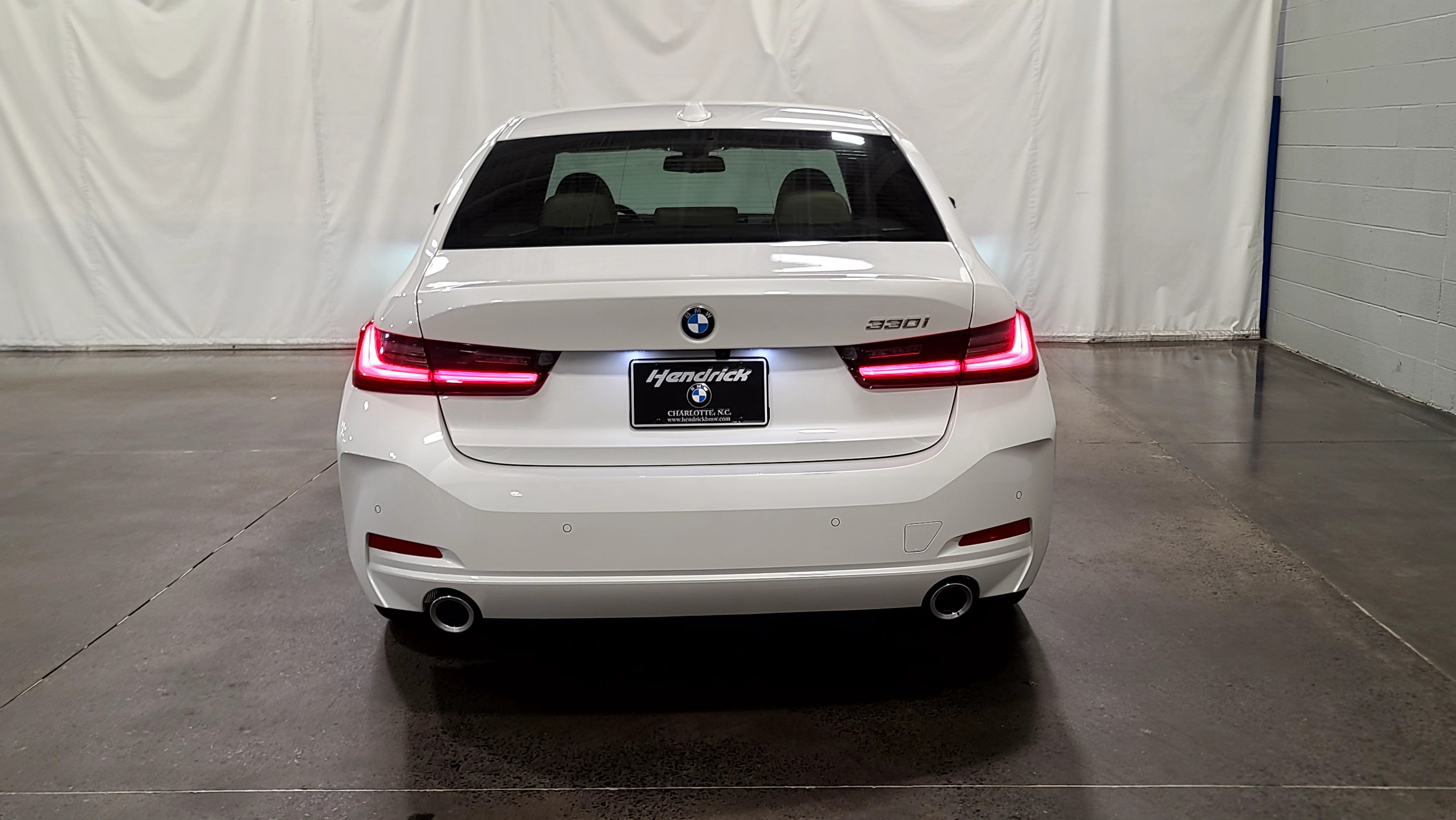 Used 2026 BMW 330i Sedan w/ Premium Package RWD image 7