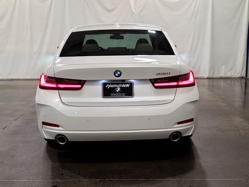 Used 2026 BMW 330i Sedan w/ Premium Package RWD image 7