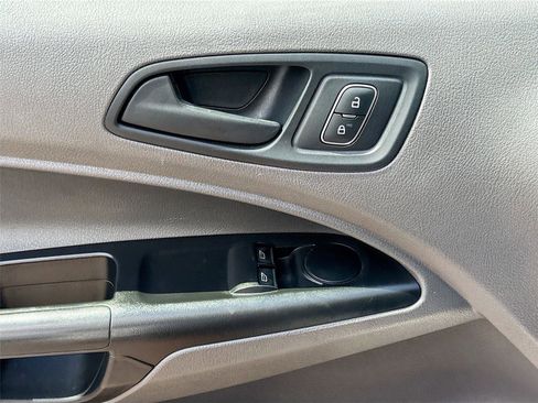 Used 2022 Ford Transit Connect XL image 18