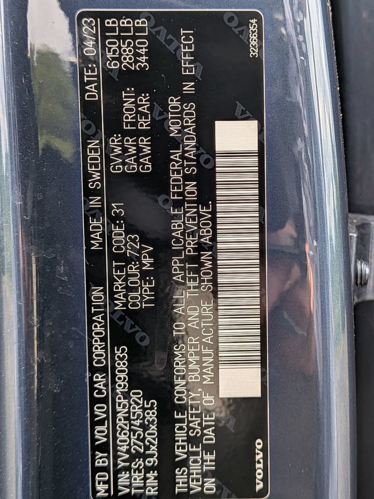Used 2023 Volvo XC90 B6 Plus AWD/4WD image 33