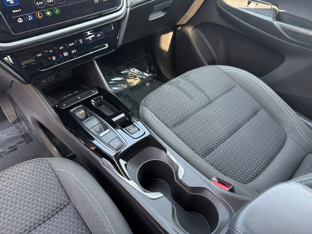Used 2023 Chevrolet Bolt EUV LT FWD image 19