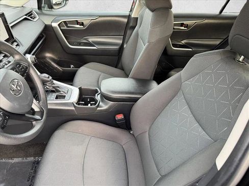 Used 2024 Toyota RAV4 XLE AWD/4WD image 10