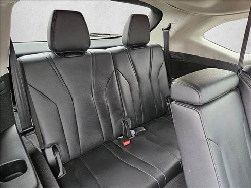 Used 2024 Acura MDX image 17