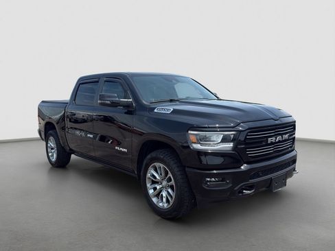Used 2023 RAM 1500 Laramie AWD/4WD image 8