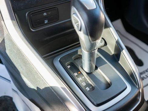 Used 2022 Ford EcoSport SE w/ SE Convenience Package image 28