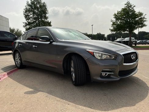 Used 2016 INFINITI Q50 3.0t Premium w/ 3.0T Premium Plus Package RWD image 4