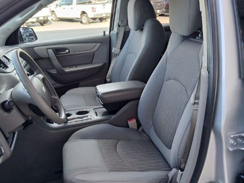 Used 2017 Chevrolet Traverse LS image 28