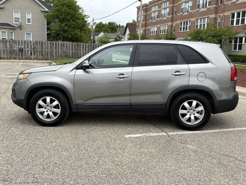 Used 2012 Kia Sorento LX w/ Third Row Pkg image 14