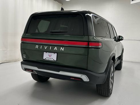 Used 2024 Rivian R1S Adventure image 6