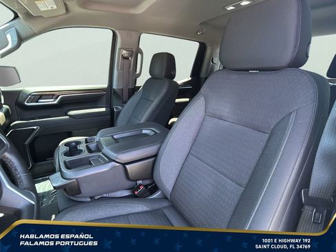 Used 2023 Chevrolet Silverado 1500 RST AWD/4WD image 15