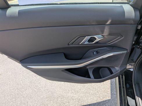 New 2026 BMW 330i Sedan w/ M Sport Package RWD image 25
