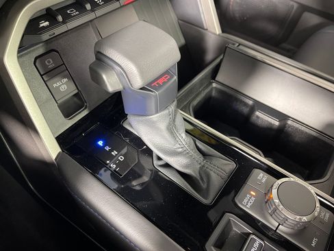 New 2026 Toyota Tundra Platinum w/ TRD Off-Road Package AWD/4WD image 22