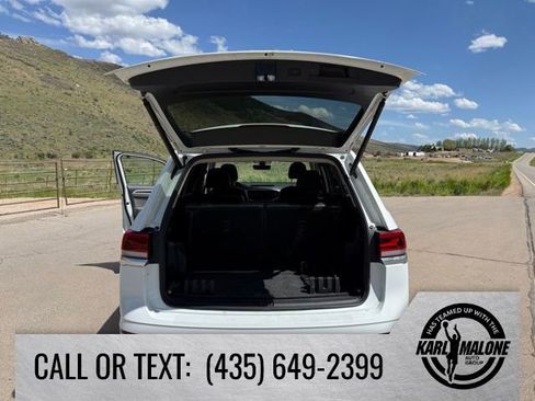 Used 2022 Volkswagen Atlas SEL R-Line AWD/4WD image 33