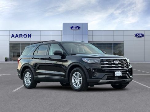 New 2026 Ford Explorer Active w/ Active Comfort Package RWD image 7