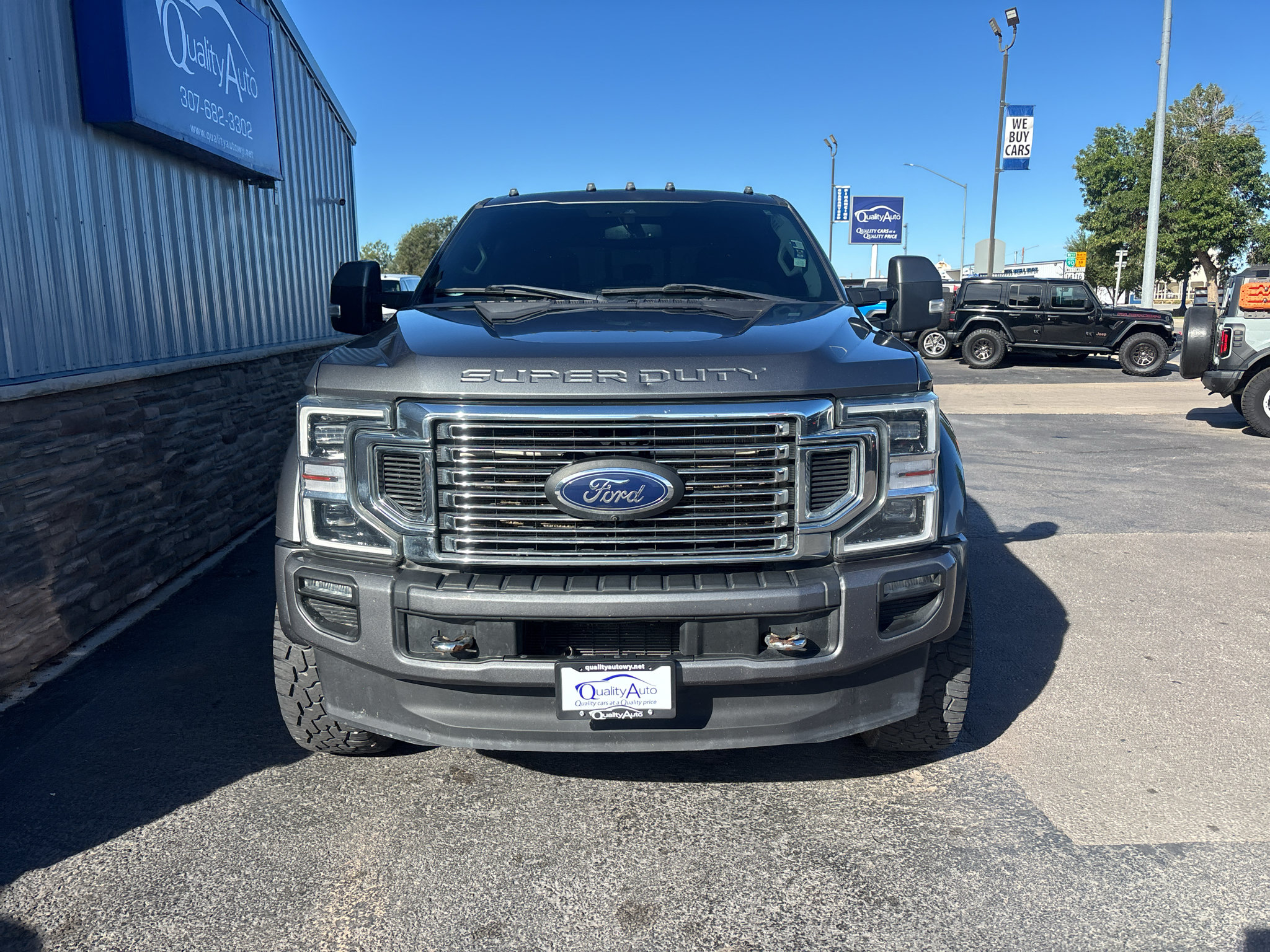 Used 2022 Ford F450 Limited w/ FX4 Off-Road Package AWD/4WD image 3
