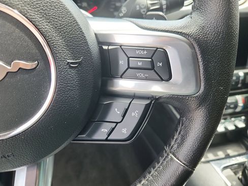 Used 2015 Ford Mustang Premium RWD image 21