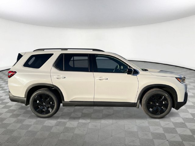 New 2026 Honda Pilot Black Edition image 7