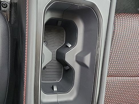 New 2026 Nissan Kicks SR image 29