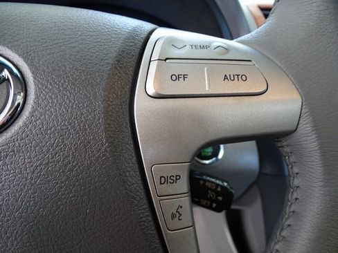 Used 2009 Toyota Camry XLE image 8