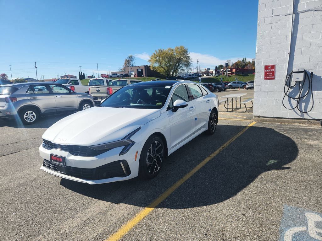 New 2026 Kia K5 EX FWD image 3