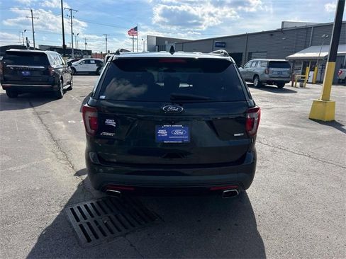 Used 2016 Ford Explorer Sport w/ Equipment Group 401A image 4