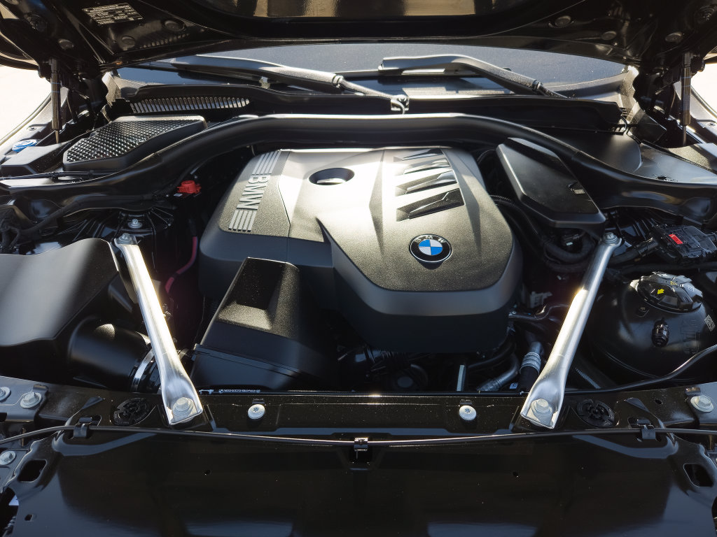 Used 2026 BMW 530i w/ M Sport Package RWD image 28