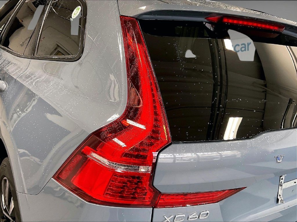 Used 2024 Volvo XC60 B5 Plus w/ Climate Package AWD/4WD image 34