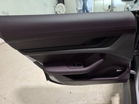 Used 2024 Porsche Taycan 4S image 32