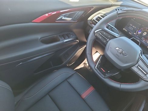 New 2026 Chevrolet Traverse RS image 15