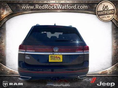 Used 2025 Volkswagen Atlas SE AWD/4WD image 8