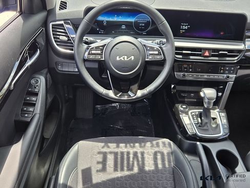 Certified 2025 Kia Seltos X-Line AWD/4WD image 13