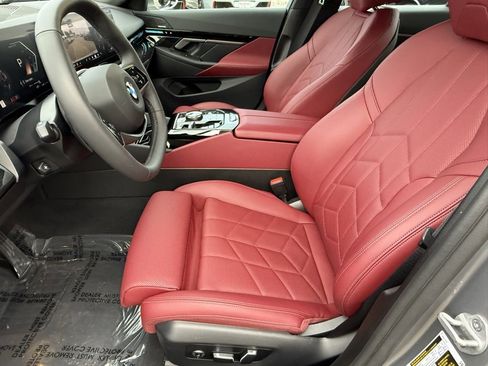 Used 2025 BMW 530i image 19