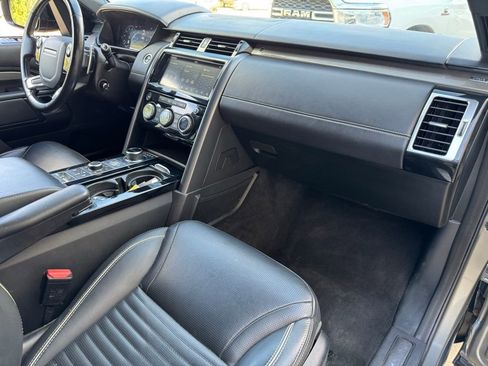 Used 2019 Land Rover Discovery HSE Luxury image 20