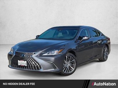 Certified 2025 Lexus ES 350 w/ Premium Package