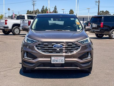 Used 2019 Ford Edge Titanium w/ Equipment Group 301A AWD/4WD image 6