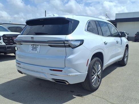 New 2026 Buick Enclave Avenir w/ Super Cruise Package FWD image 4