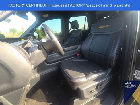 Used 2025 Ford Expedition Tremor AWD/4WD image 34