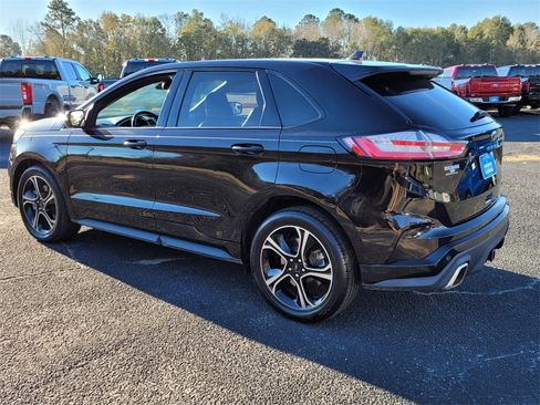 Used 2021 Ford Edge ST image 7