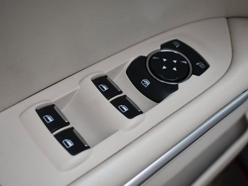 Used 2016 Lincoln MKZ Hybrid image 15