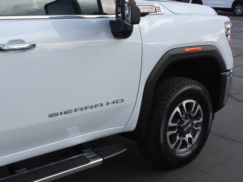 New 2026 GMC Sierra 2500 SLT w/ SLT Premium Package image 15