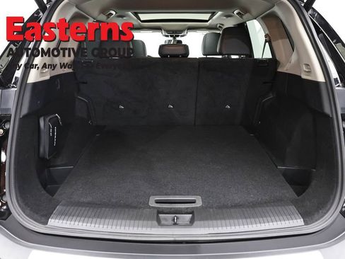 Used 2021 Nissan Rogue SV w/ Premium Package AWD/4WD image 9