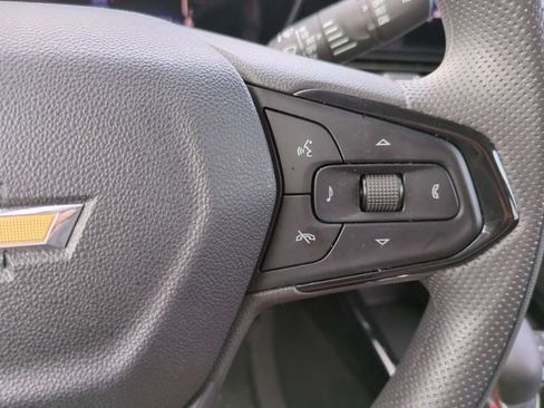 Certified 2025 Chevrolet Trax LT image 28