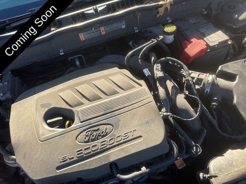 Used 2017 Ford Fusion SE w/ Fusion SE Technology Package image 24