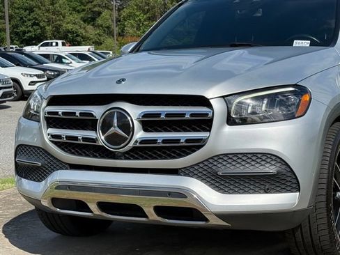 Used 2021 Mercedes-Benz GLS 450 4MATIC image 10